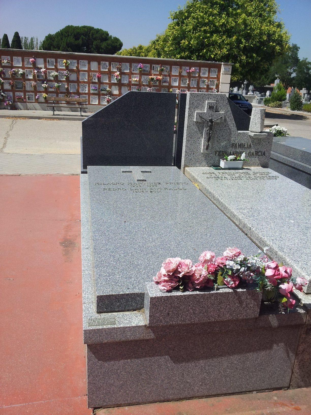 Pedro Lain Entralgo's tomb, Madrid - 02.jpg